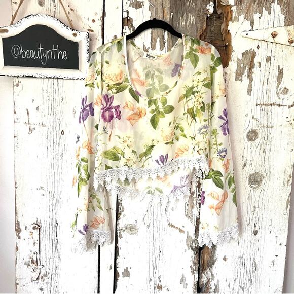 Show me your mumu floral crochet hem crop chapell top floaty sheer festival - Picture 1 of 6